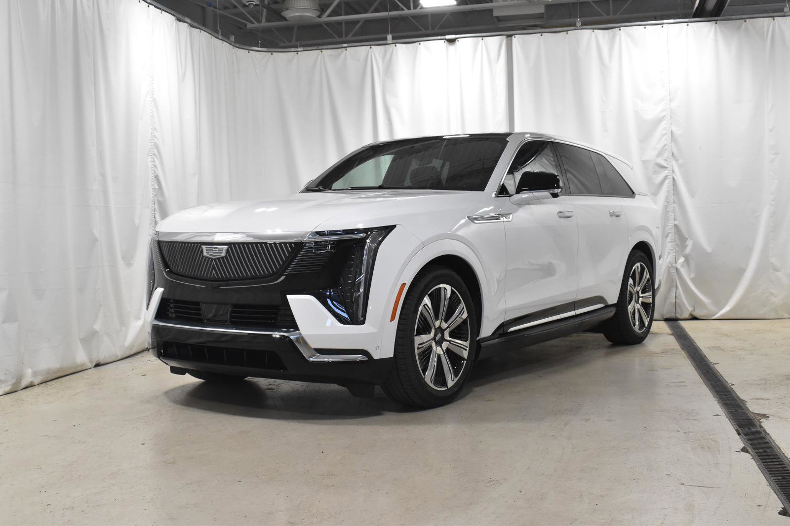 New 2025 Cadillac Escalade IQ Luxury 1