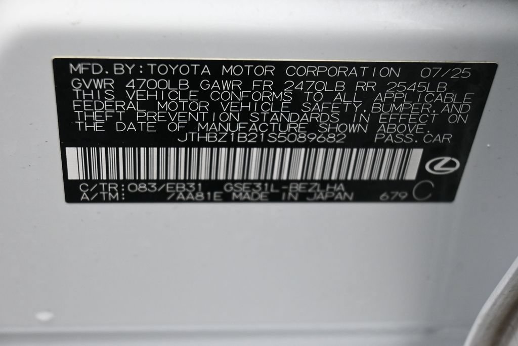 Used 2025 Lexus IS 350 F Sport RWD image 19