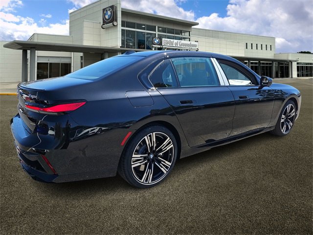 New 2025 BMW 760i xDrive image 7