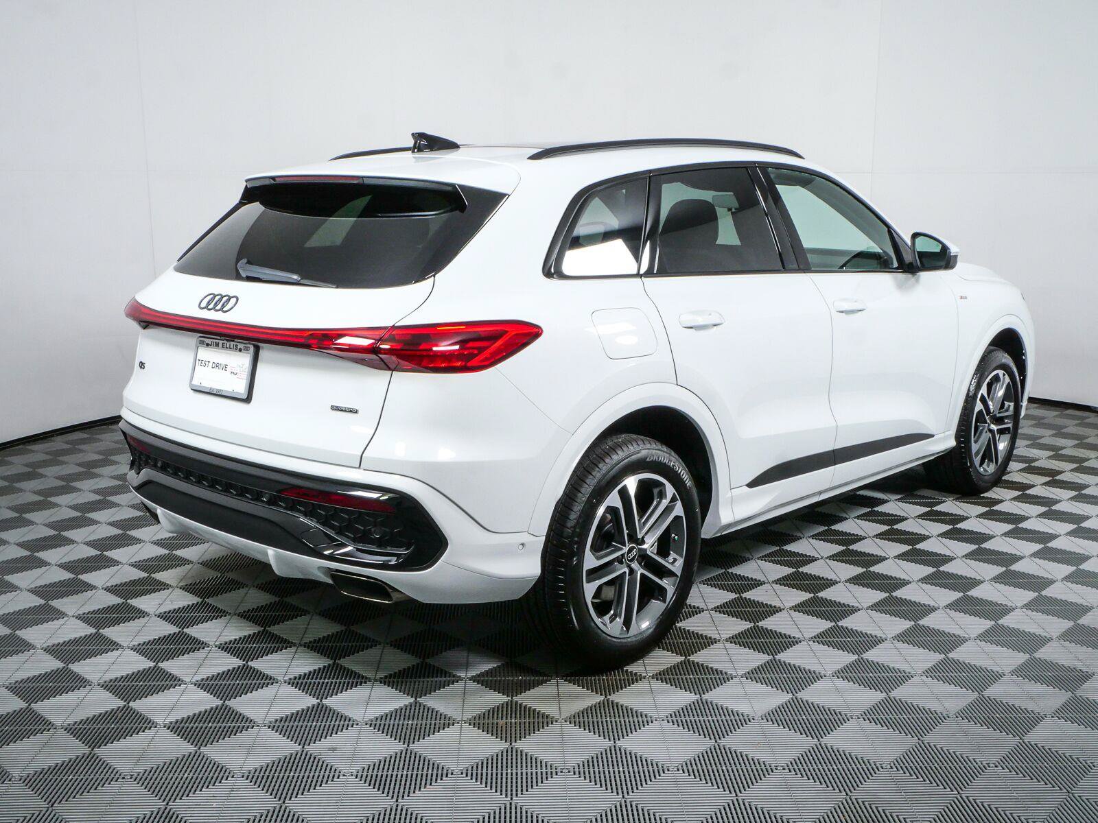 New 2026 Audi Q5 2.0T AWD/4WD image 3