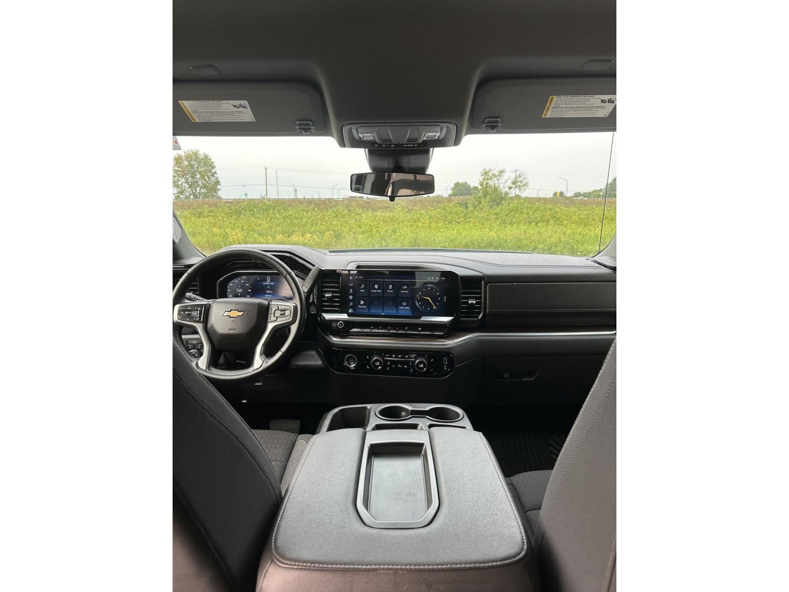 Used 2024 Chevrolet Silverado 1500 LT AWD/4WD image 24