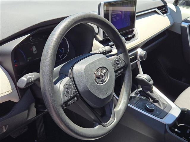 Used 2024 Toyota RAV4 XLE AWD/4WD image 10
