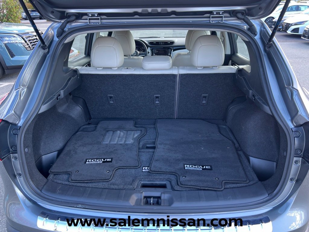 Used 2022 Nissan Rogue Sport SL AWD/4WD image 21