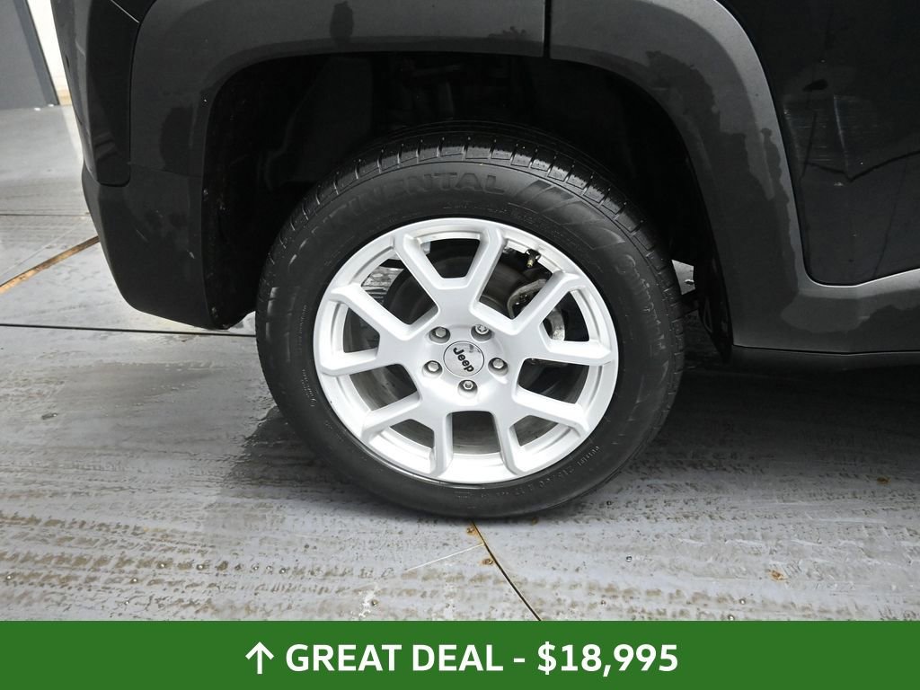 Used 2023 Jeep Renegade Latitude AWD/4WD image 18