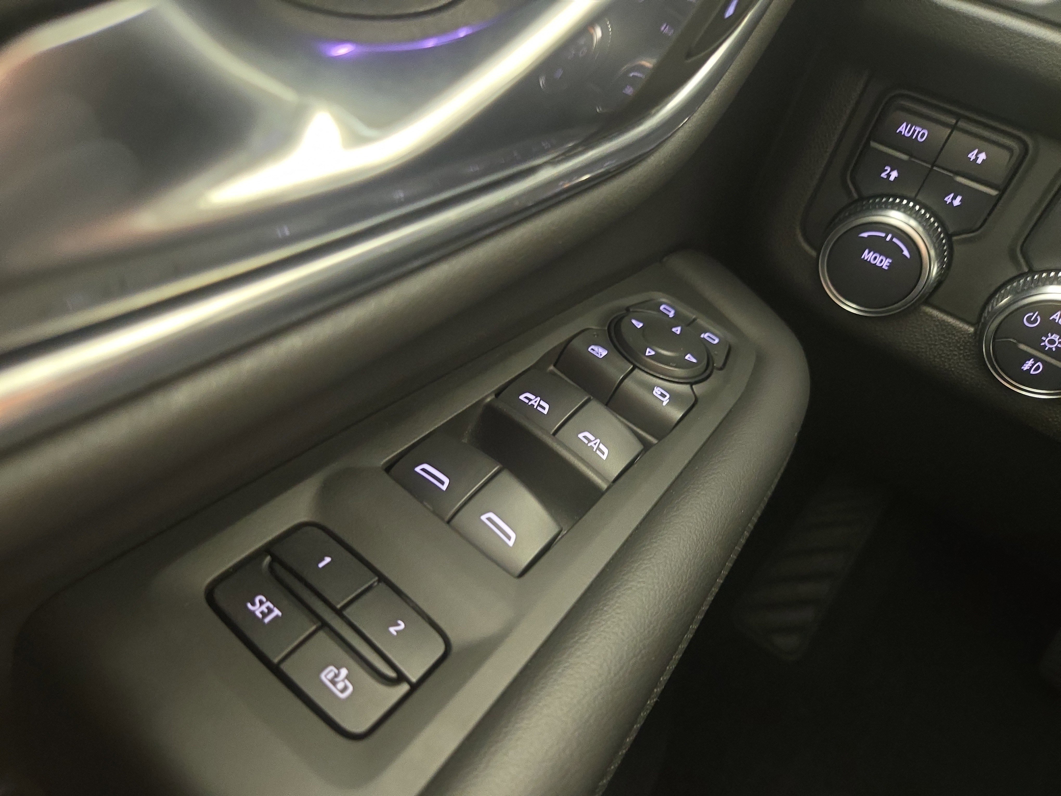 Certified 2022 GMC Yukon SLT image 32