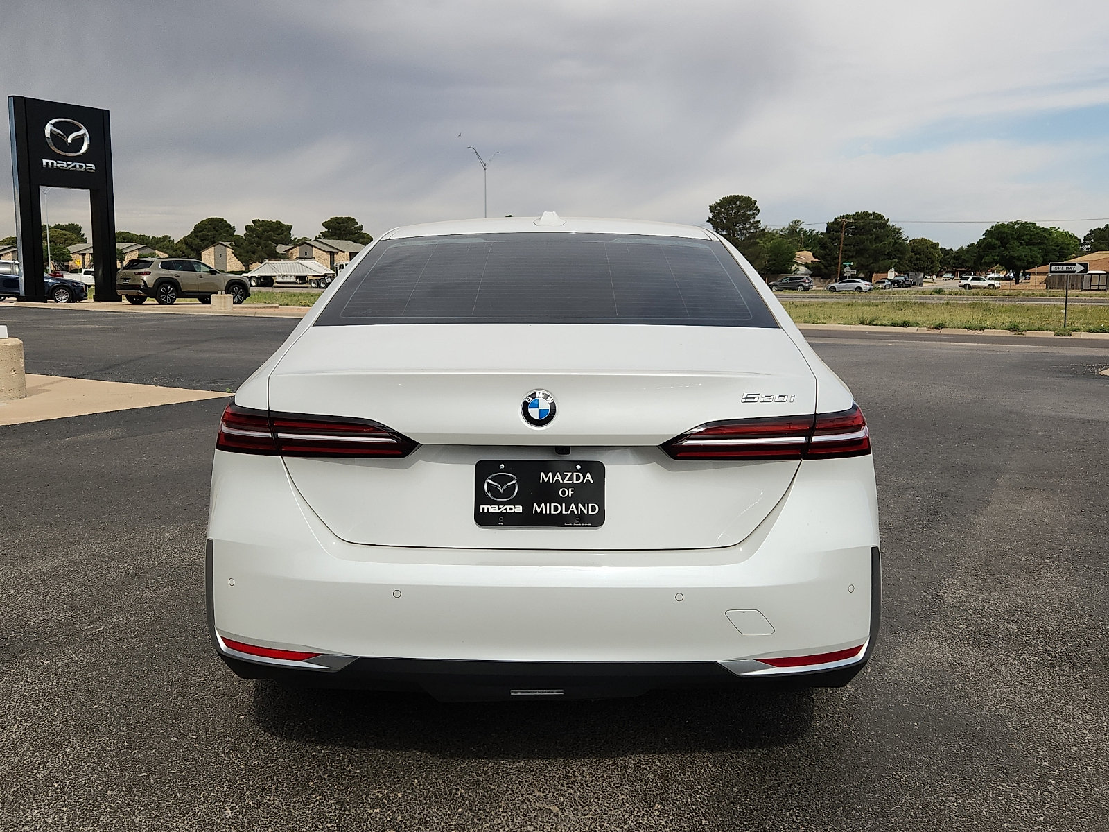 Used 2024 BMW 530i RWD image 6