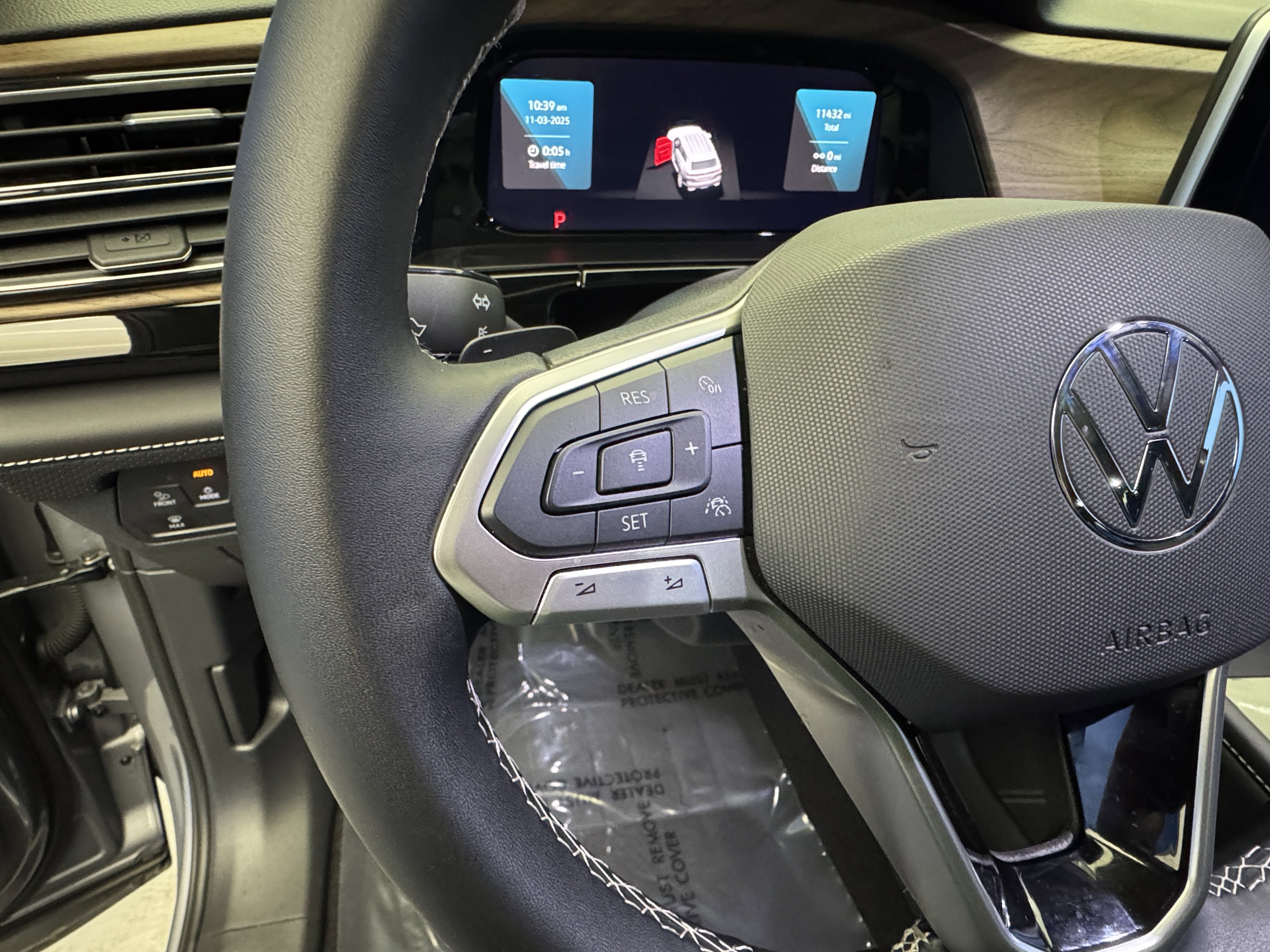 Certified 2025 Volkswagen Atlas SE w/ Panoramic Sunroof Package image 16