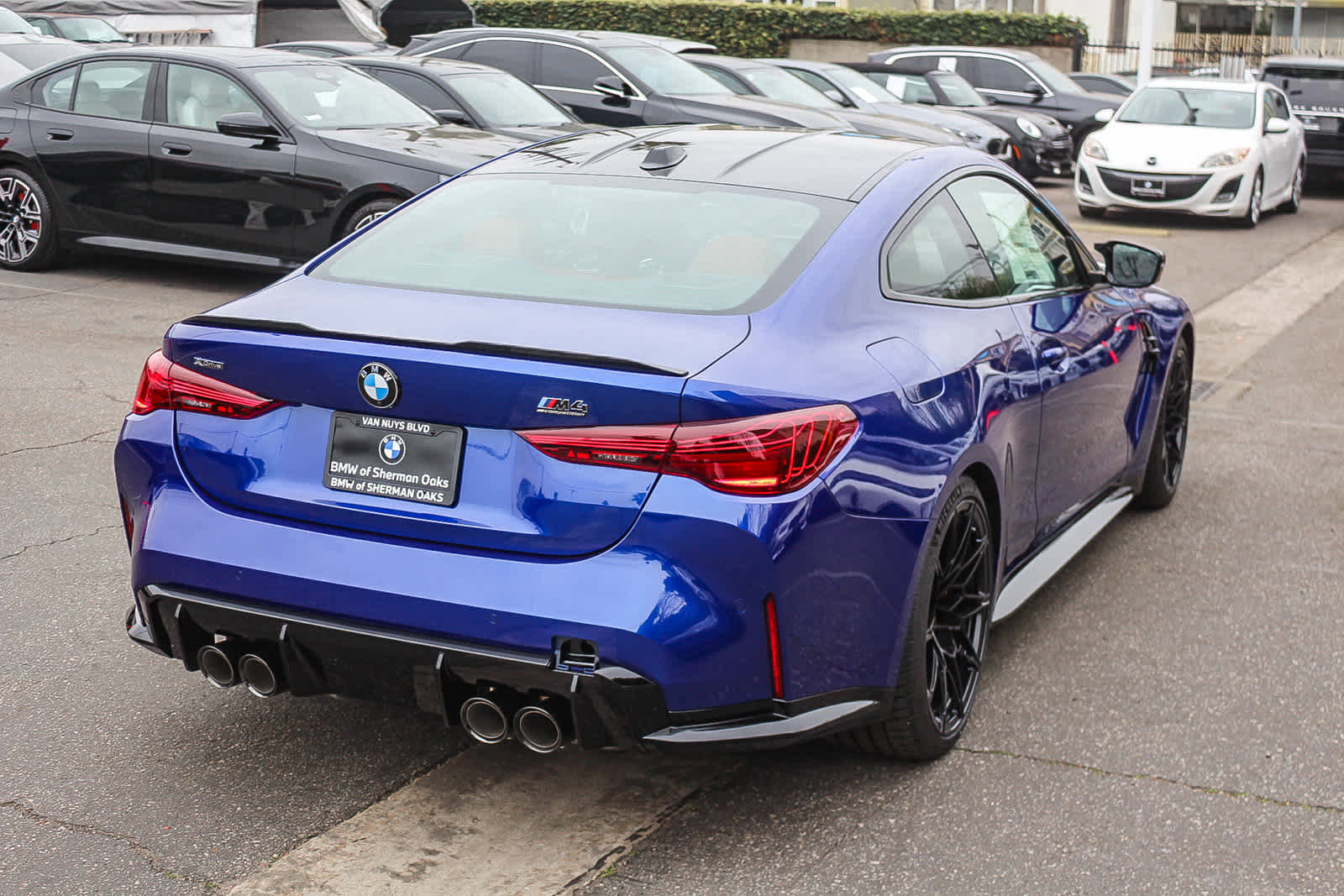 New 2026 BMW M4 xDrive Competition w/ Carbon Package AWD/4WD image 7