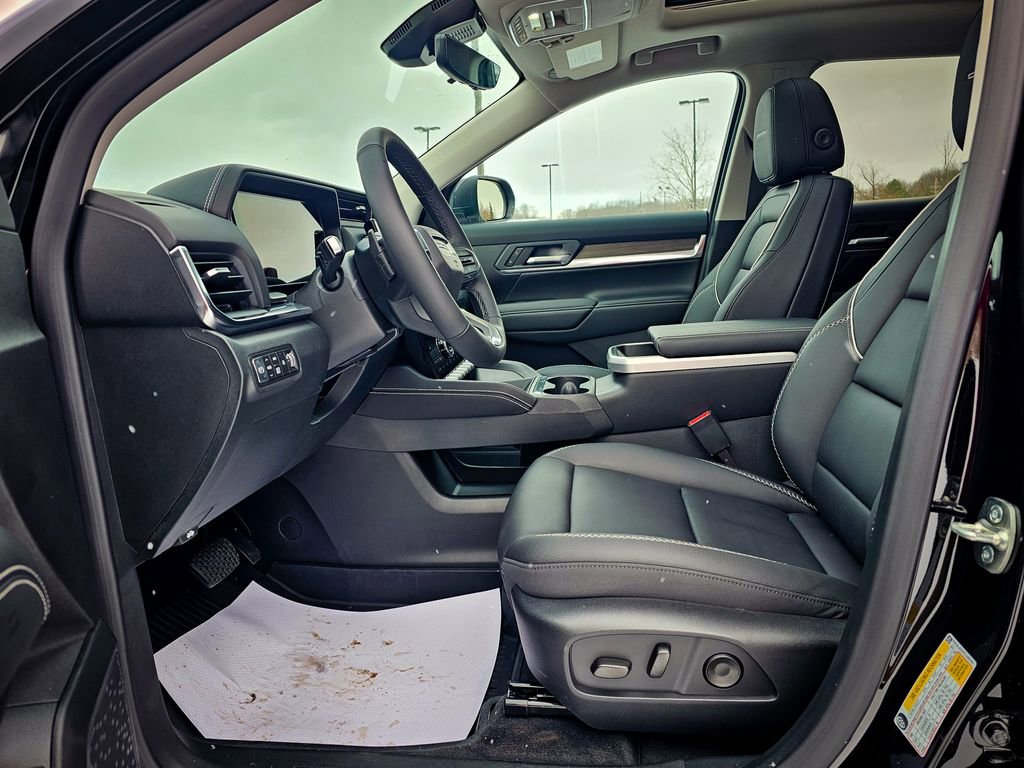 New 2026 GMC Terrain Denali w/ LPO, Floor Liner Package image 14