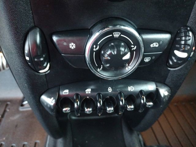 Used 2012 MINI Cooper S image 33