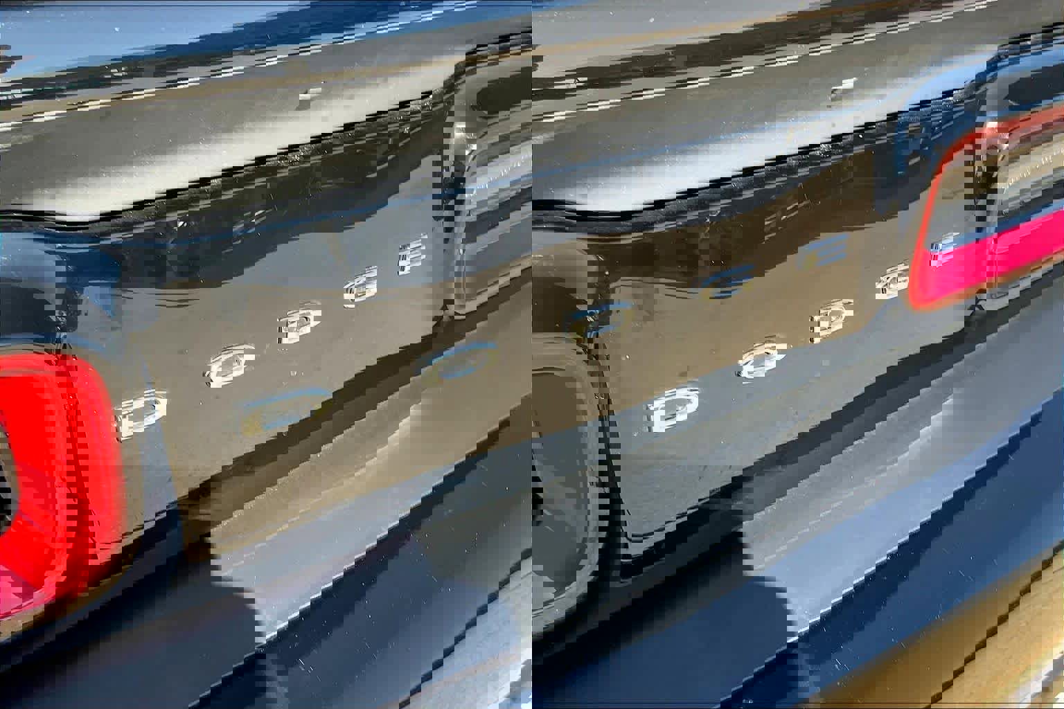 Used 2023 Dodge Challenger GT w/ Plus Package image 8