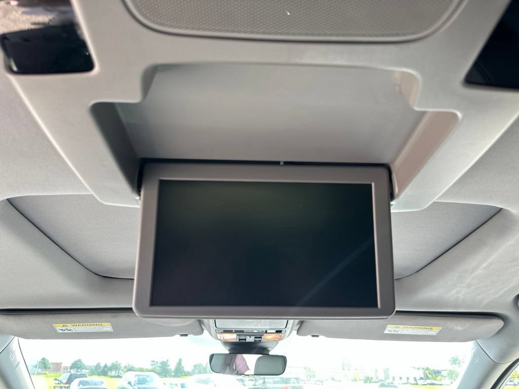 Used 2023 Honda Odyssey Touring image 5