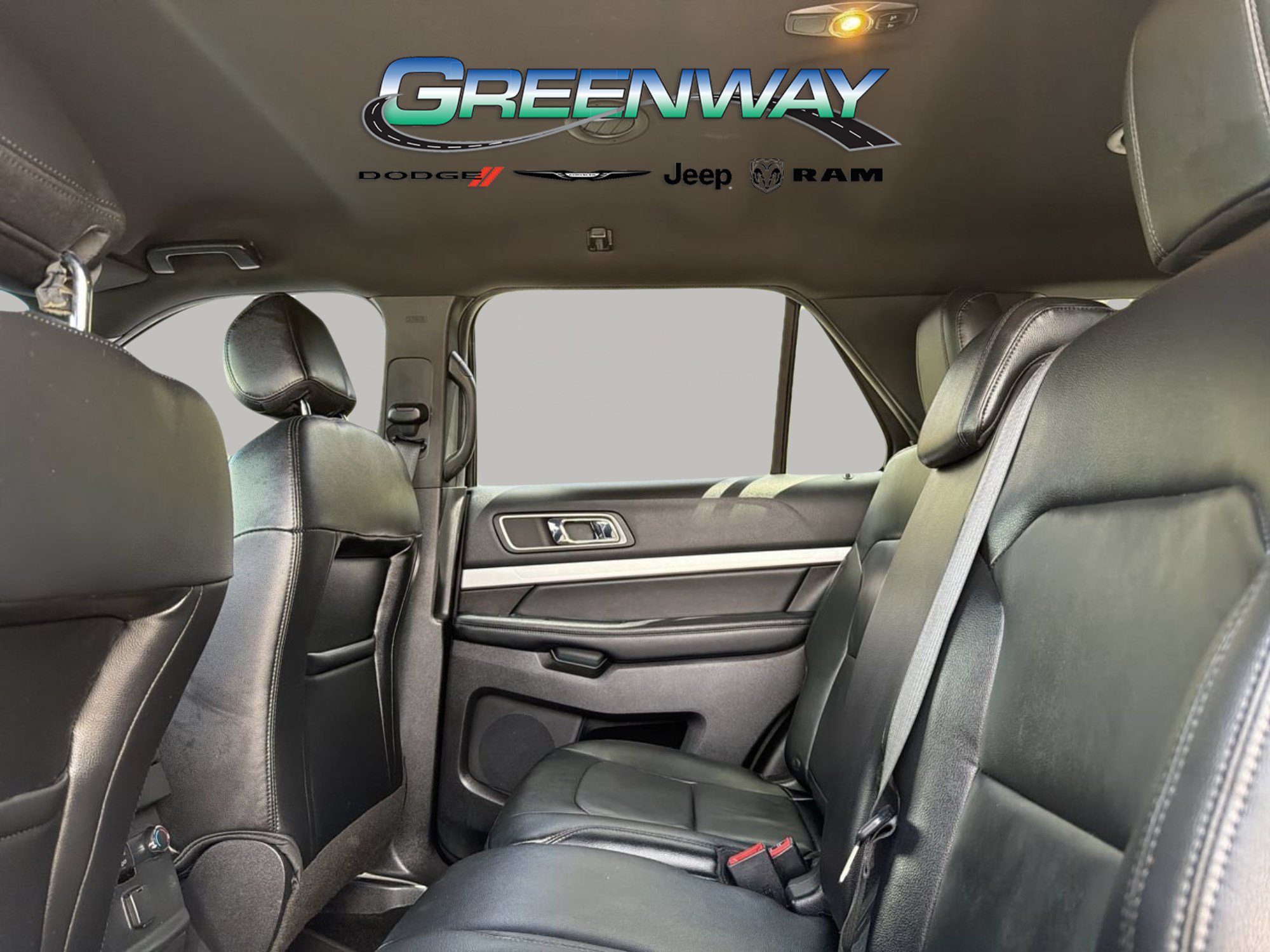 Used 2016 Ford Explorer XLT w/ Equipment Group 202A FWD image 14
