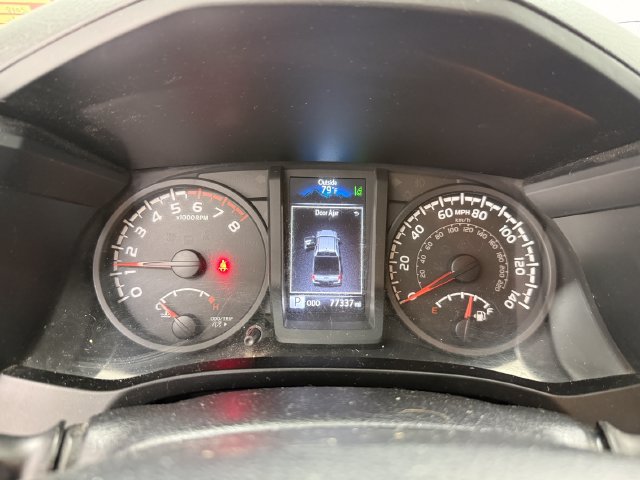 Used 2018 Toyota Tacoma SR w/ SR Convenience Package RWD image 10
