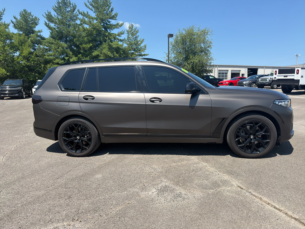 Used 2021 BMW X7 xDrive40i w/ Executive Package AWD/4WD image 4