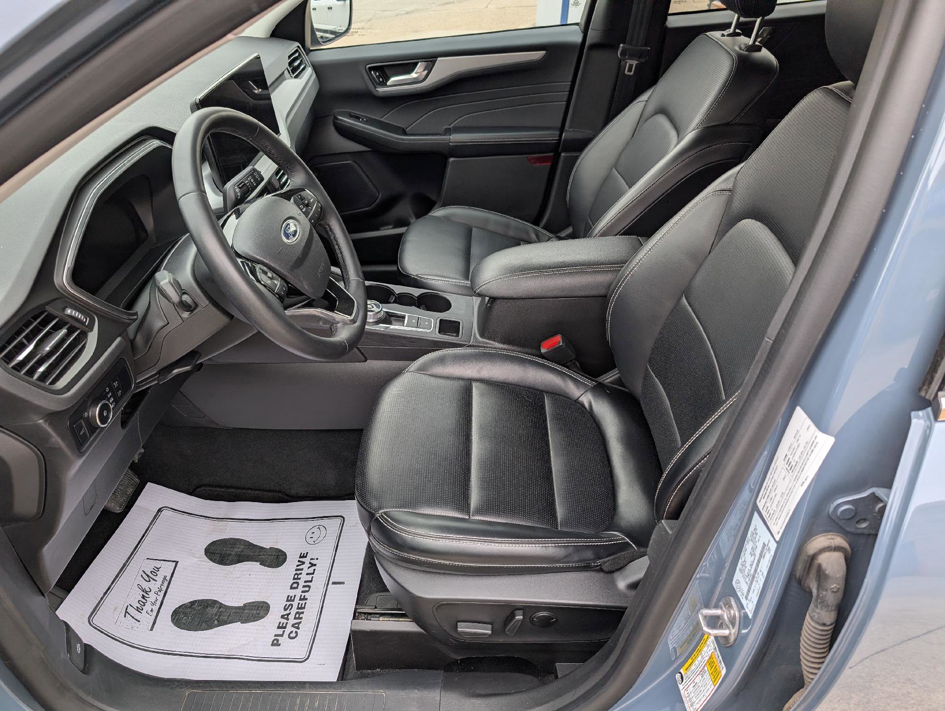 Used 2024 Ford Escape Platinum image 10