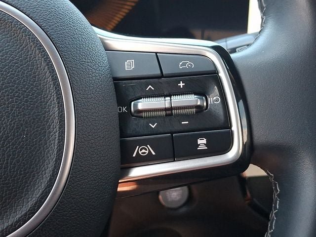 Certified 2024 Kia Sorento X-Line EX AWD/4WD image 24