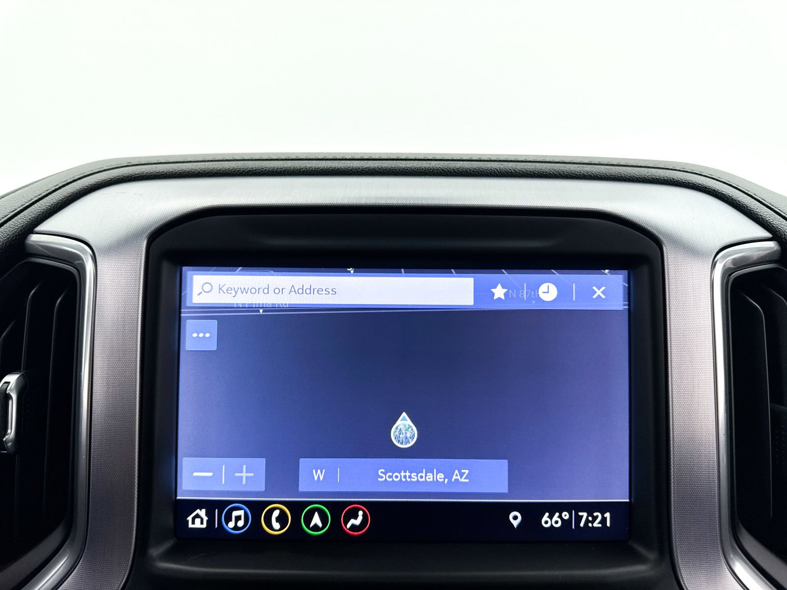 Used 2019 GMC Sierra 1500 SLT w/ SLT Premium Plus Package image 5