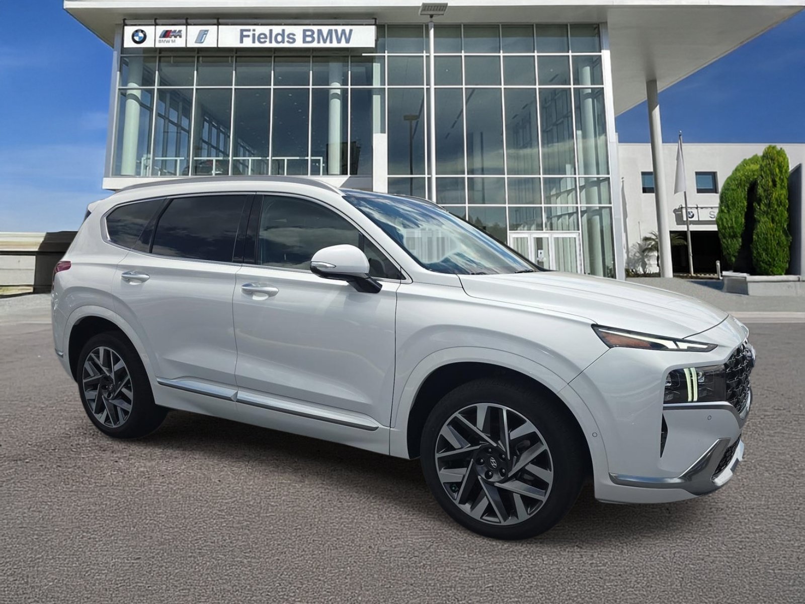 Used 2023 Hyundai Santa Fe Calligraphy FWD image 1