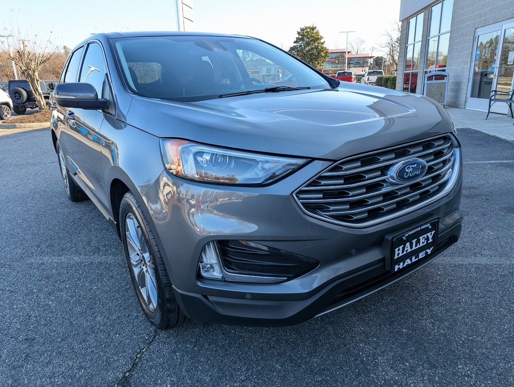 Used 2024 Ford Edge Titanium video 2