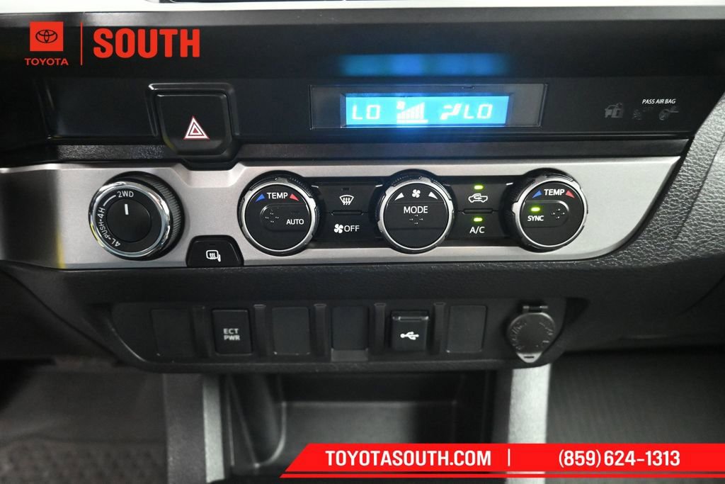 Used 2023 Toyota Tacoma SR AWD/4WD image 18