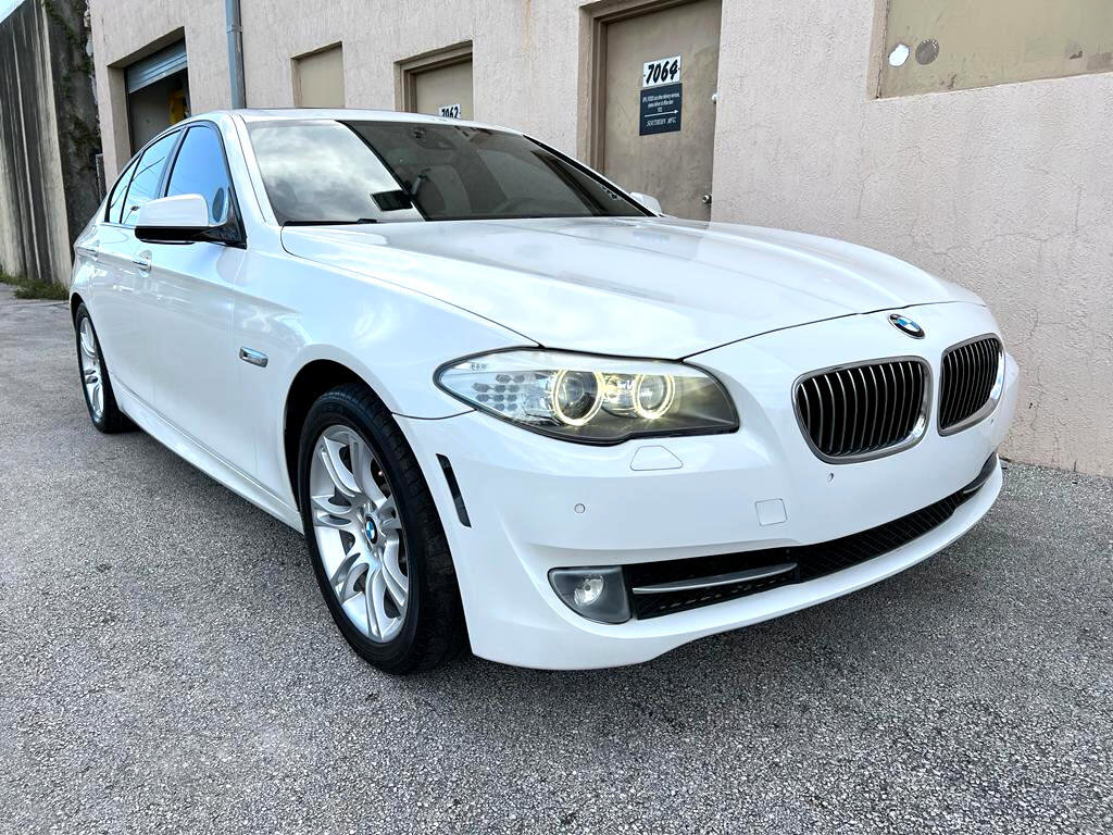 Used 2012 BMW 528i Sedan image 9