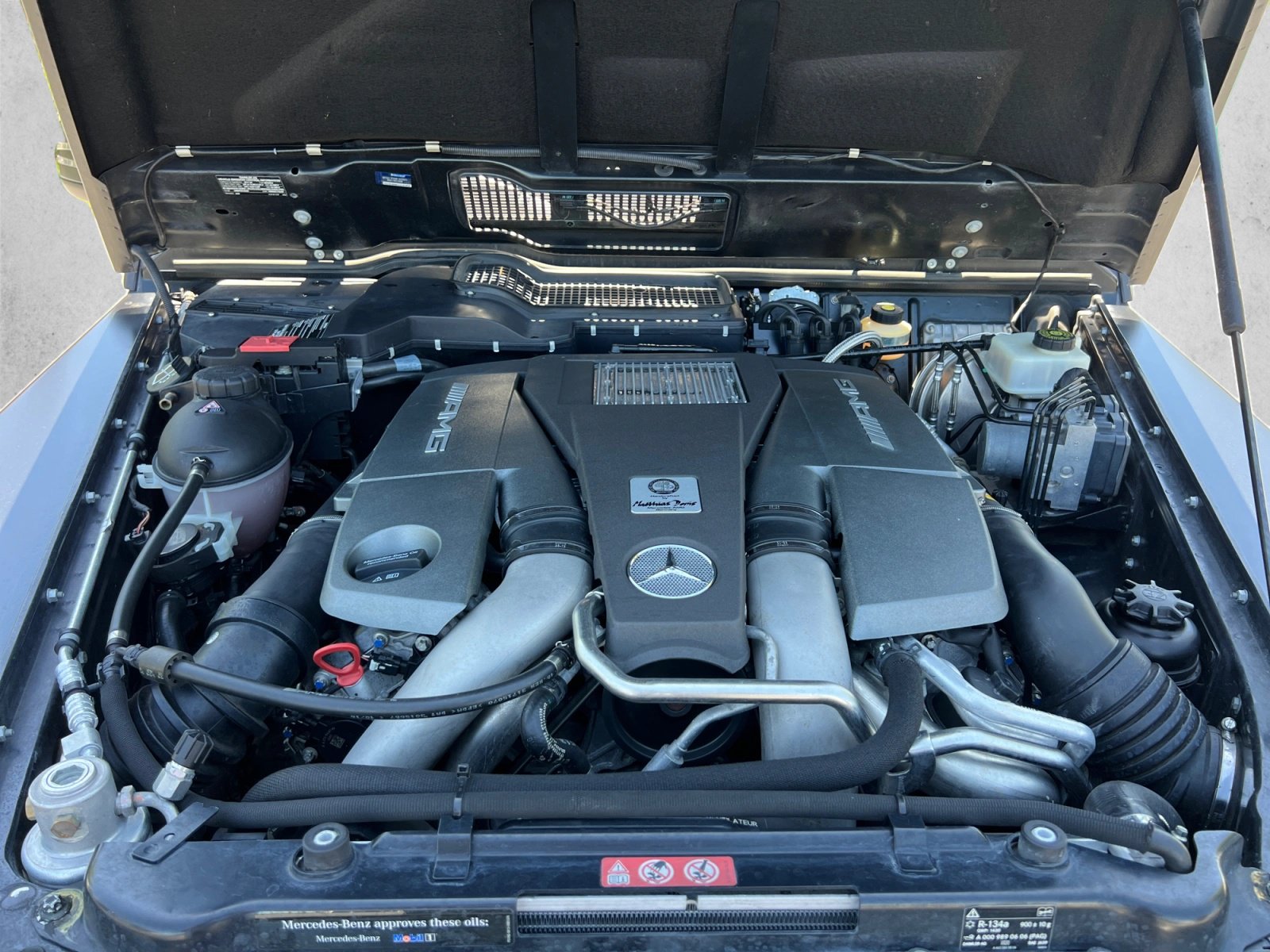 Certified 2017 Mercedes-Benz G 63 AMG 4MATIC image 29