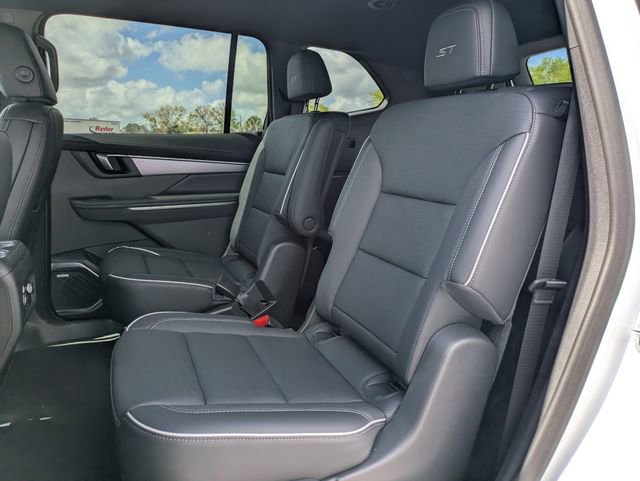 Certified 2025 Buick Enclave Sport Touring image 14