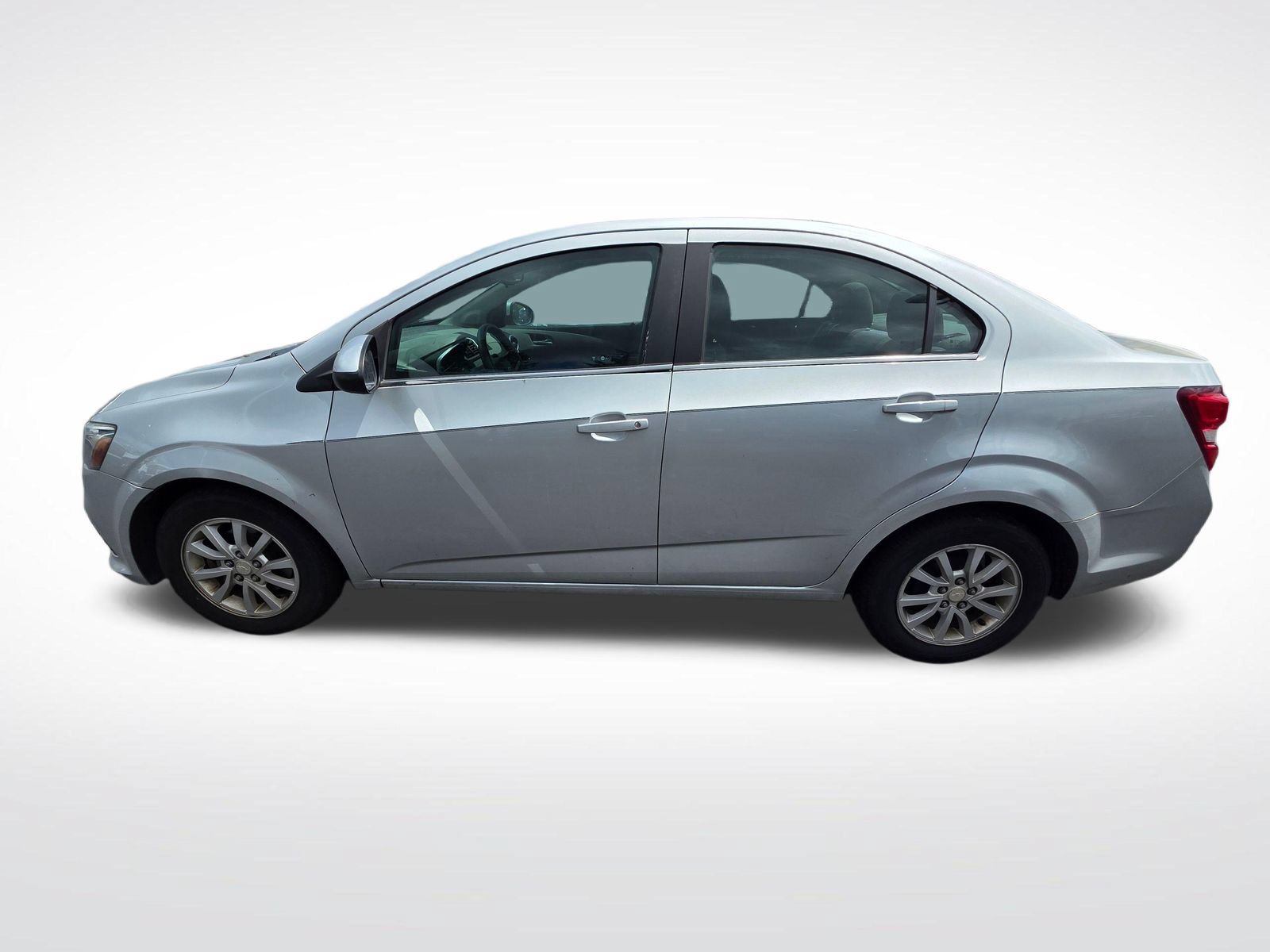 Used 2017 Chevrolet Sonic LT FWD image 8