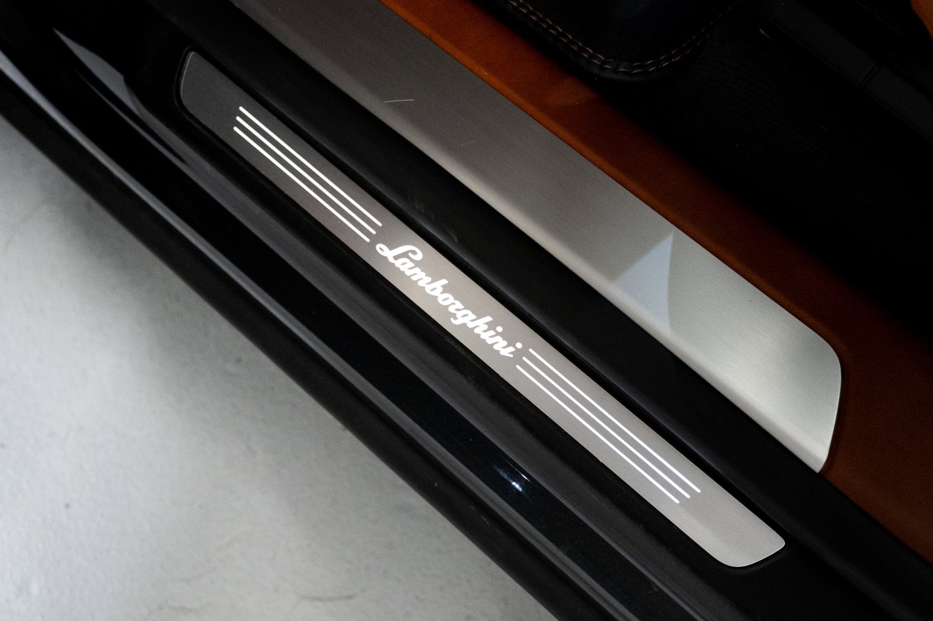 Used 2019 Lamborghini Urus image 19