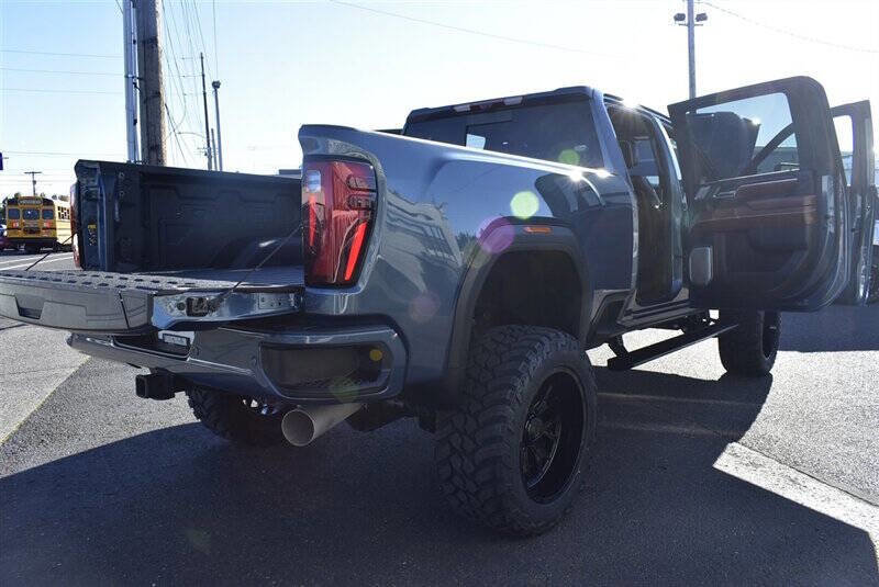 Used 2025 GMC Sierra 3500 Denali Ultimate image 36