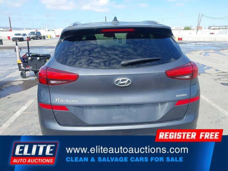 Used 2021 Hyundai Tucson Value FWD image 32