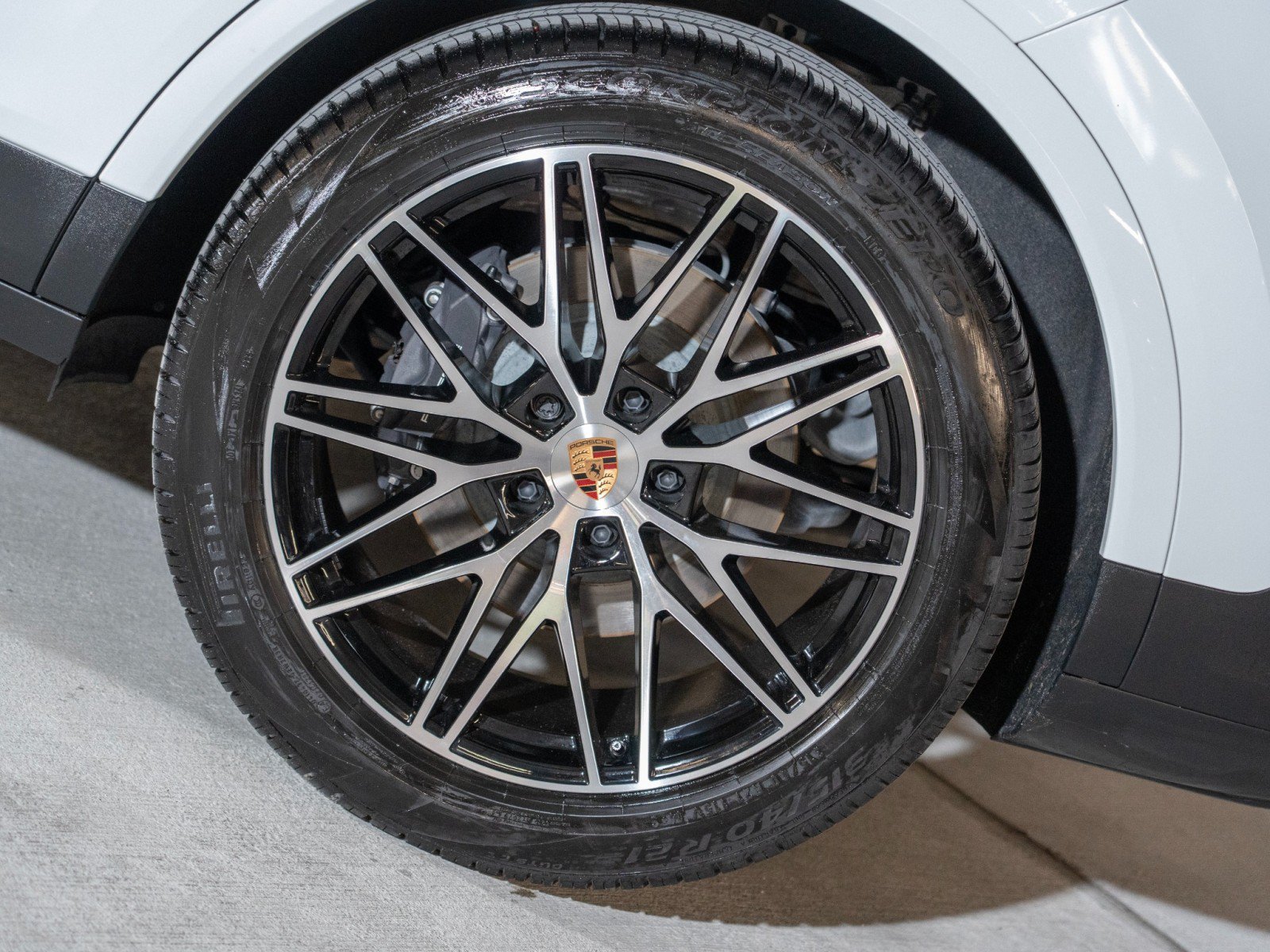 Certified 2026 Porsche Cayenne AWD/4WD image 11