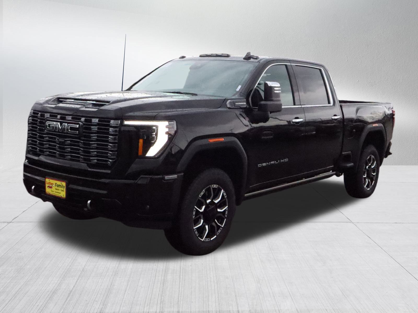 New 2026 GMC Sierra 3500 Denali Ultimate image 3