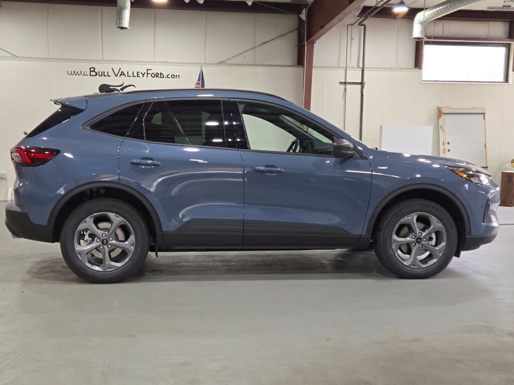New 2025 Ford Escape ST-Line w/ Tech Pack #1 image 5