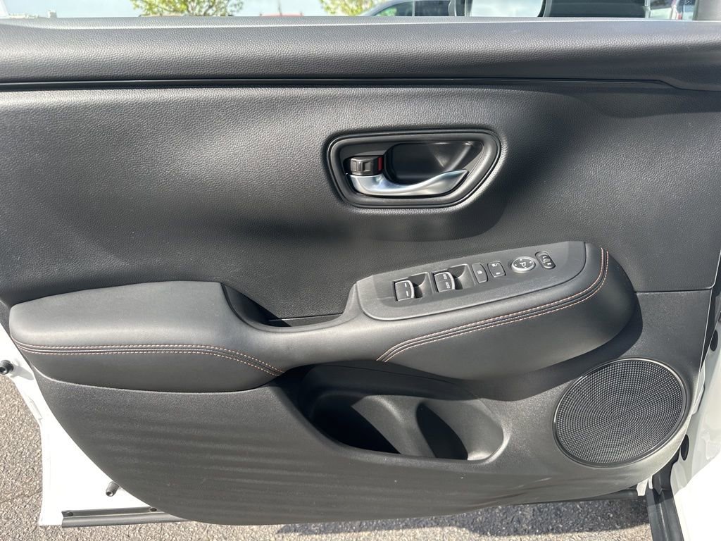 Used 2023 Honda HR-V Sport image 17