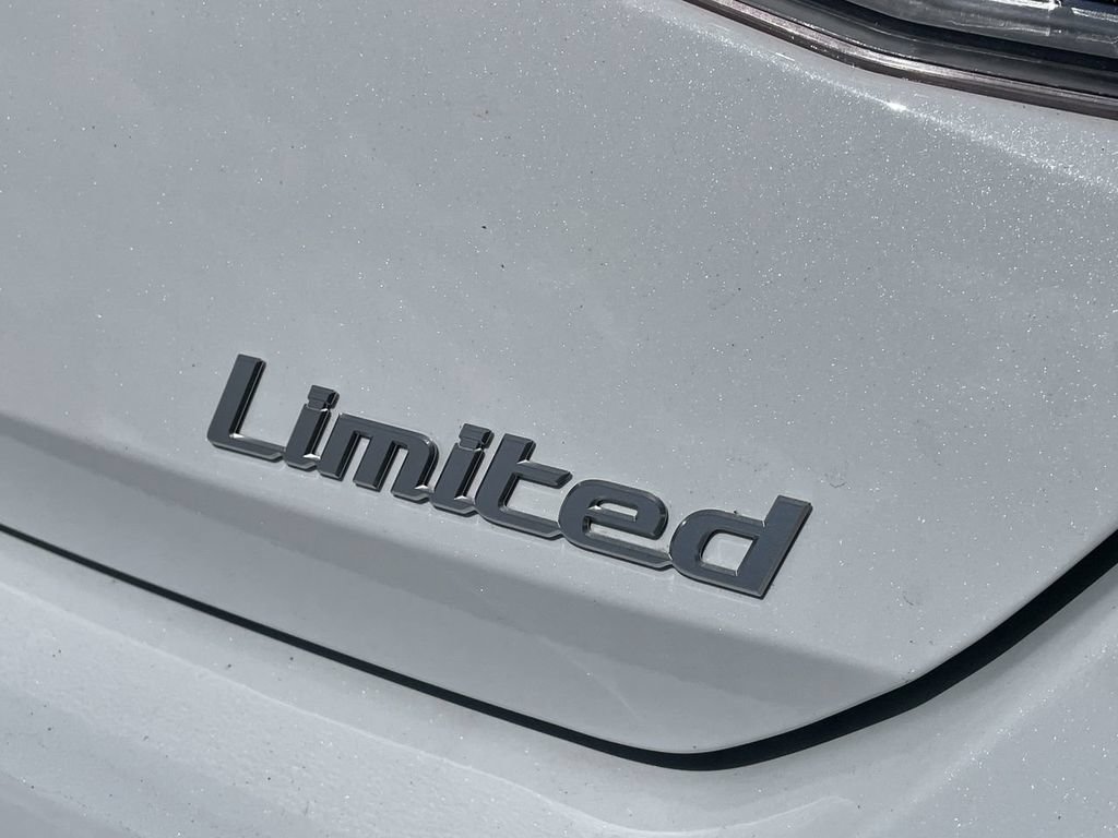 New 2026 Hyundai Elantra Limited FWD image 39