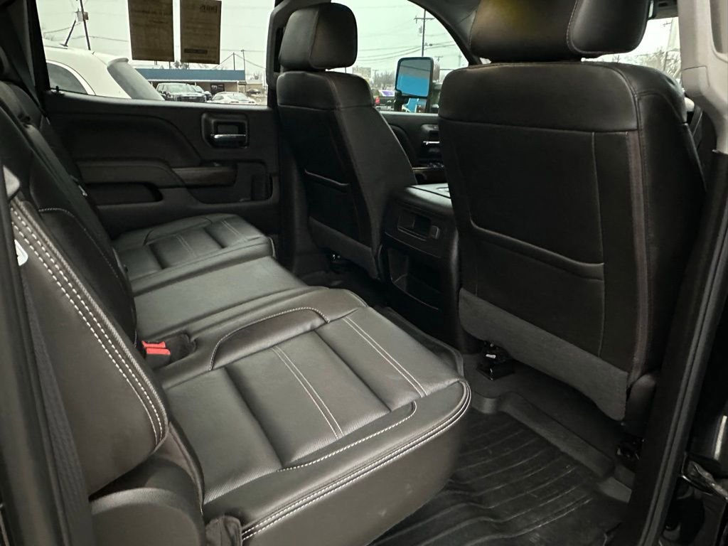 Used 2019 GMC Sierra 2500 Denali w/ Duramax Plus Package image 17