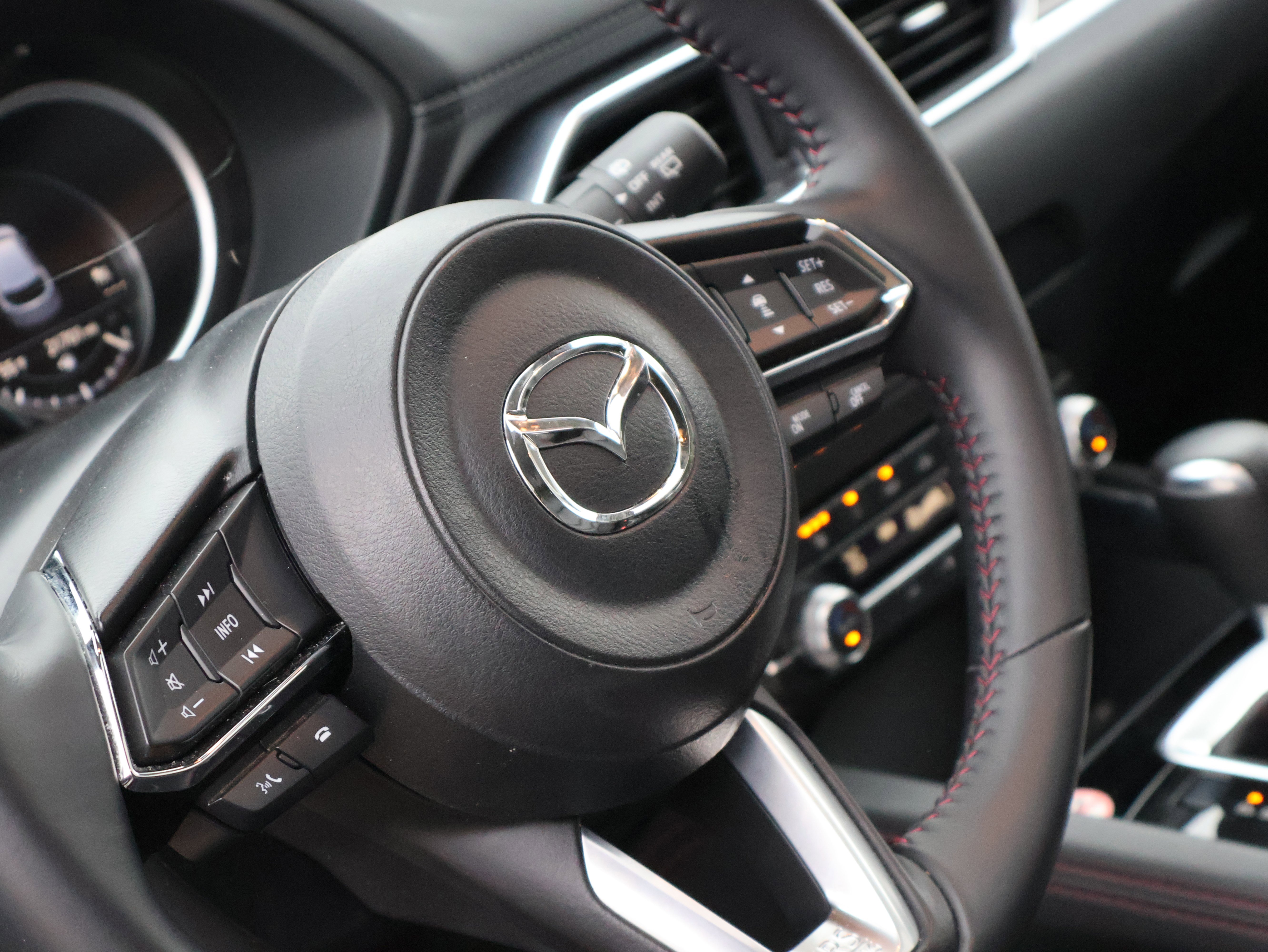 Used 2025 MAZDA CX-5 Carbon Edition AWD/4WD image 25