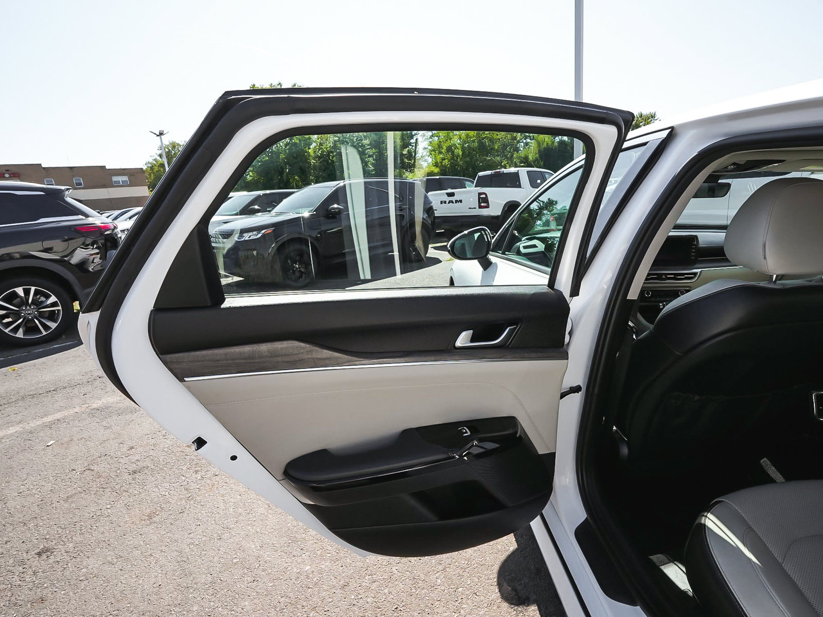 Used 2021 Kia K5 EX w/ EX Premium Package FWD image 13