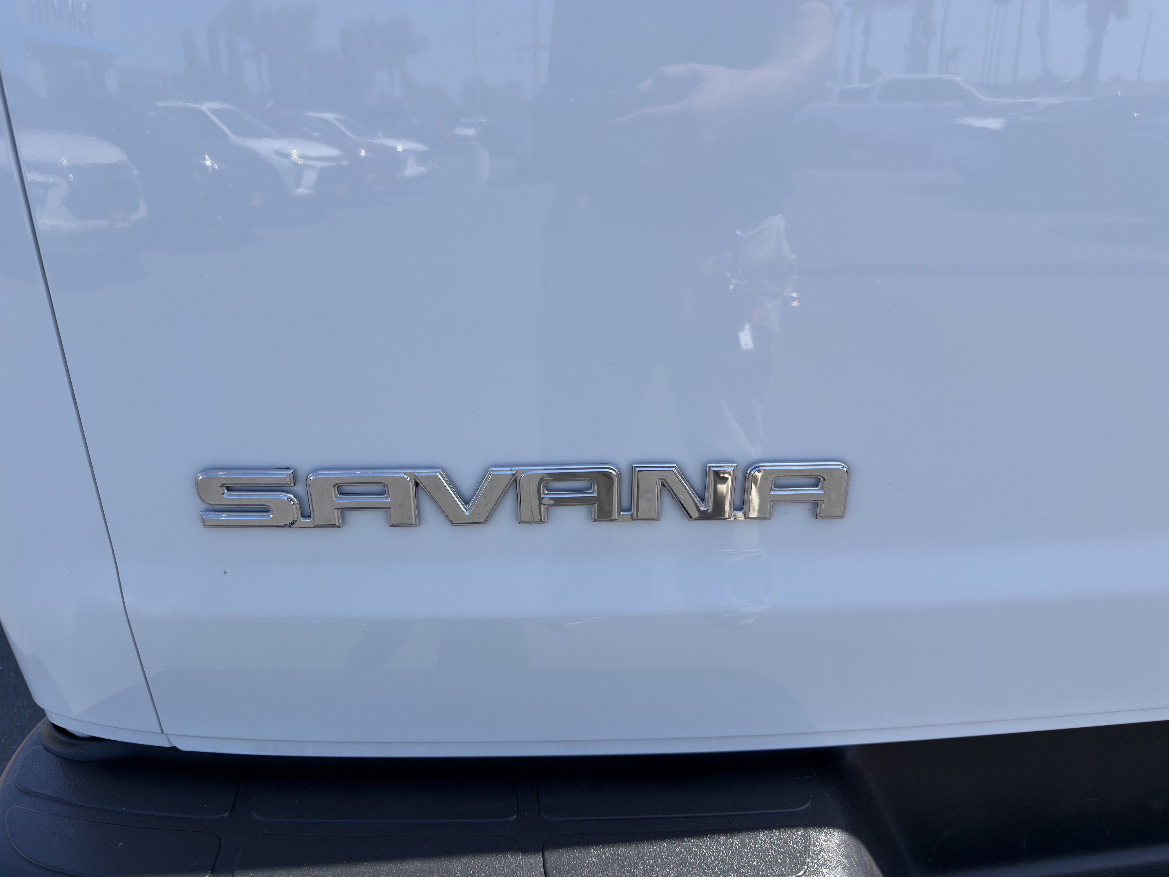 Used 2025 GMC Savana 2500 w/ Driver Convenience Package RWD image 35