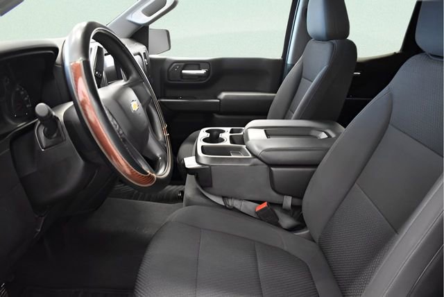 Used 2020 Chevrolet Silverado 1500 Custom w/ Custom Value Package AWD/4WD image 22