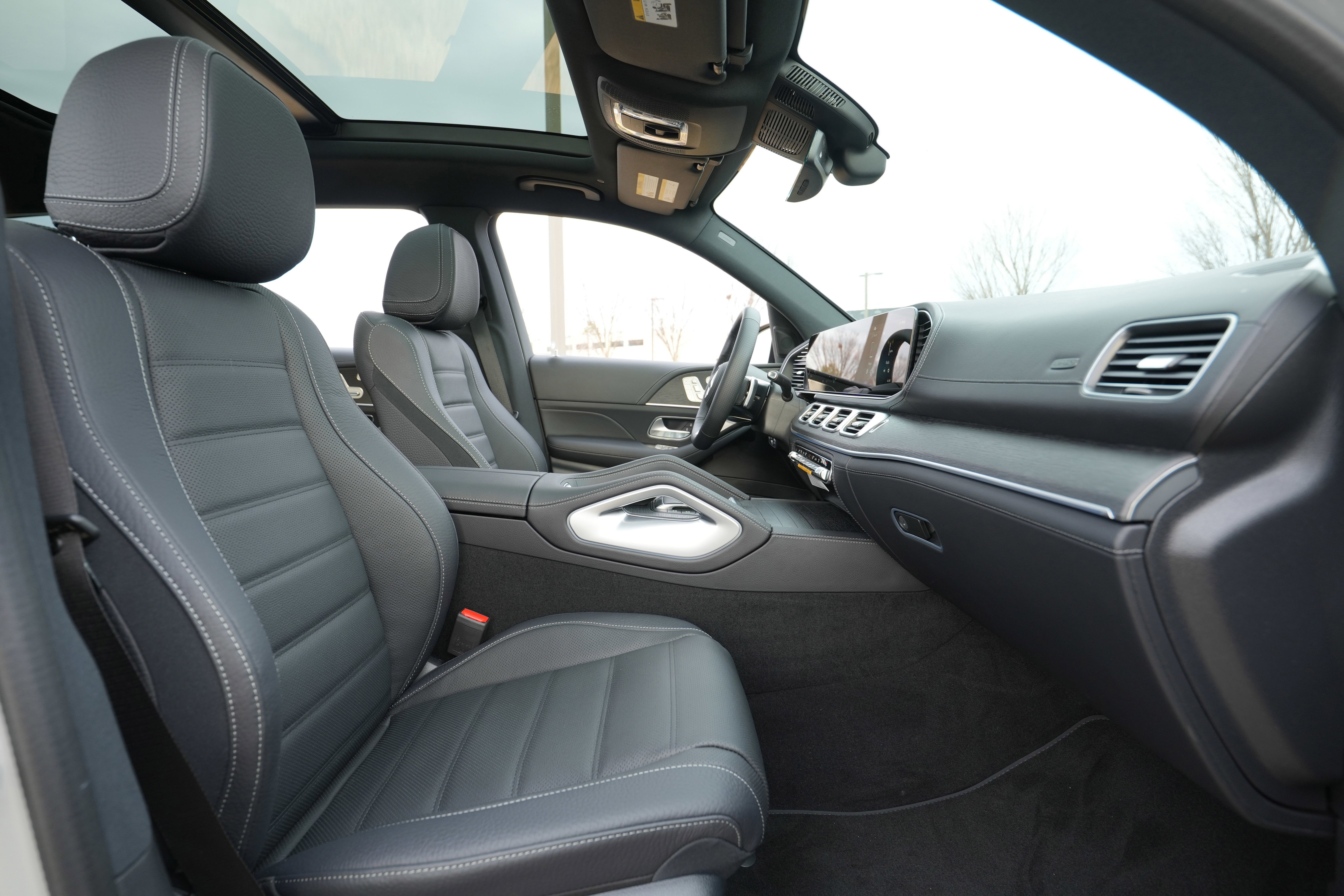 New 2026 Mercedes-Benz GLS 450 4MATIC image 43