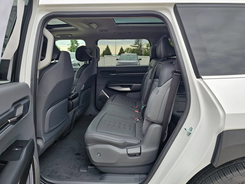 New 2026 Kia EV9 Wind AWD/4WD image 25
