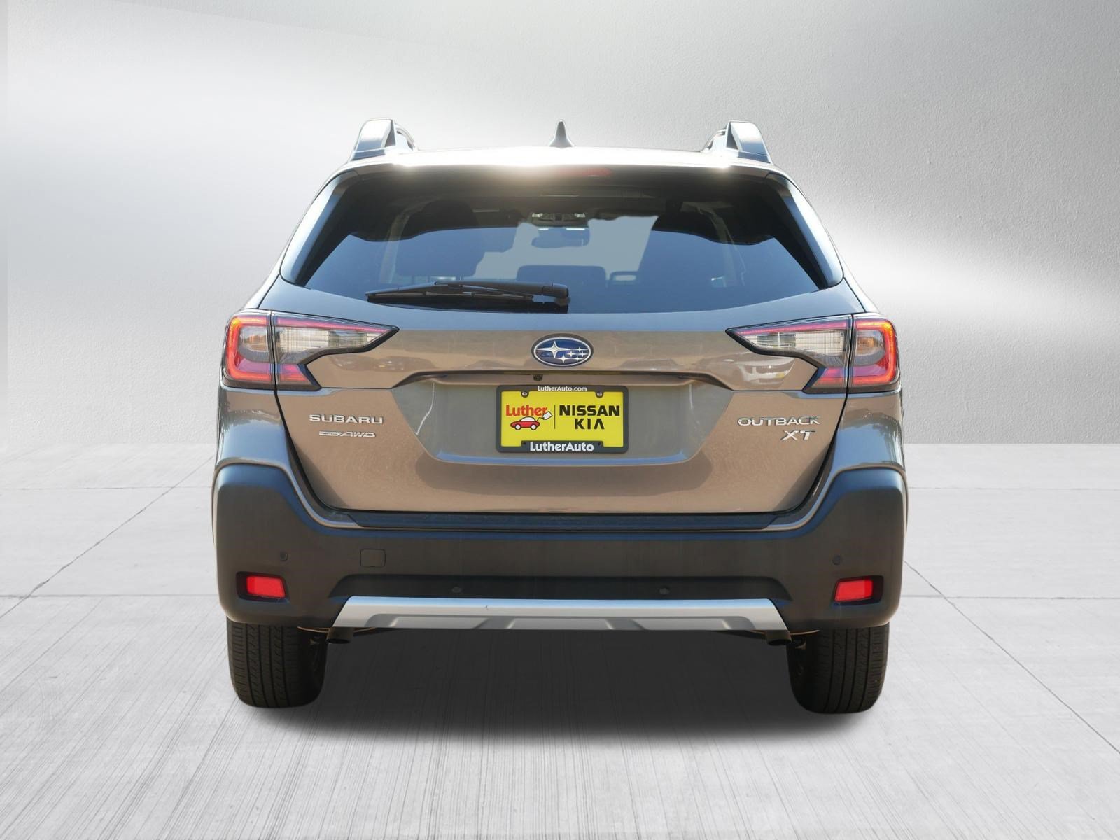 Used 2024 Subaru Outback Limited XT AWD/4WD image 6