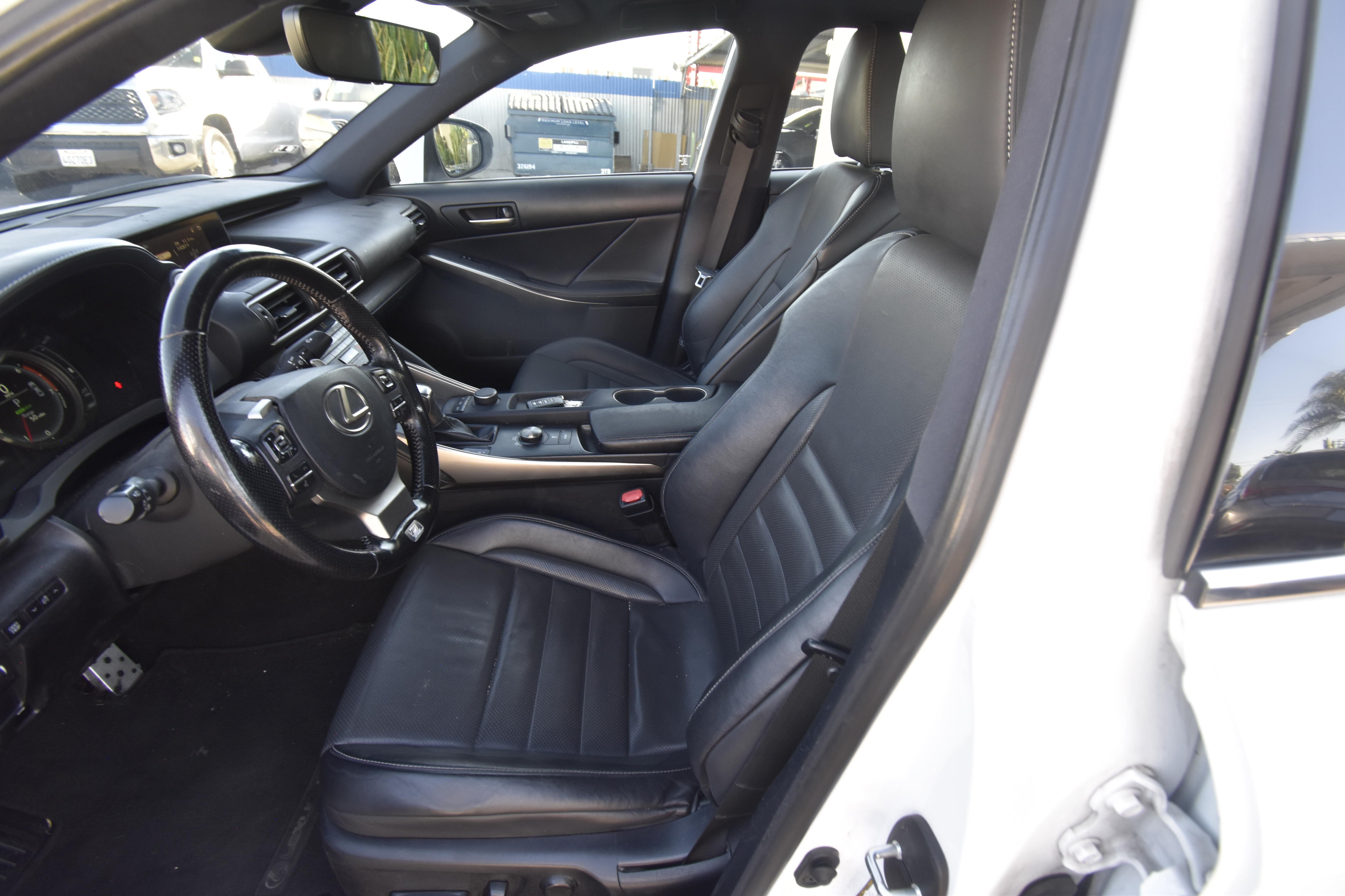 Used 2020 Lexus IS 300 F Sport w/ F Sport Package RWD image 13