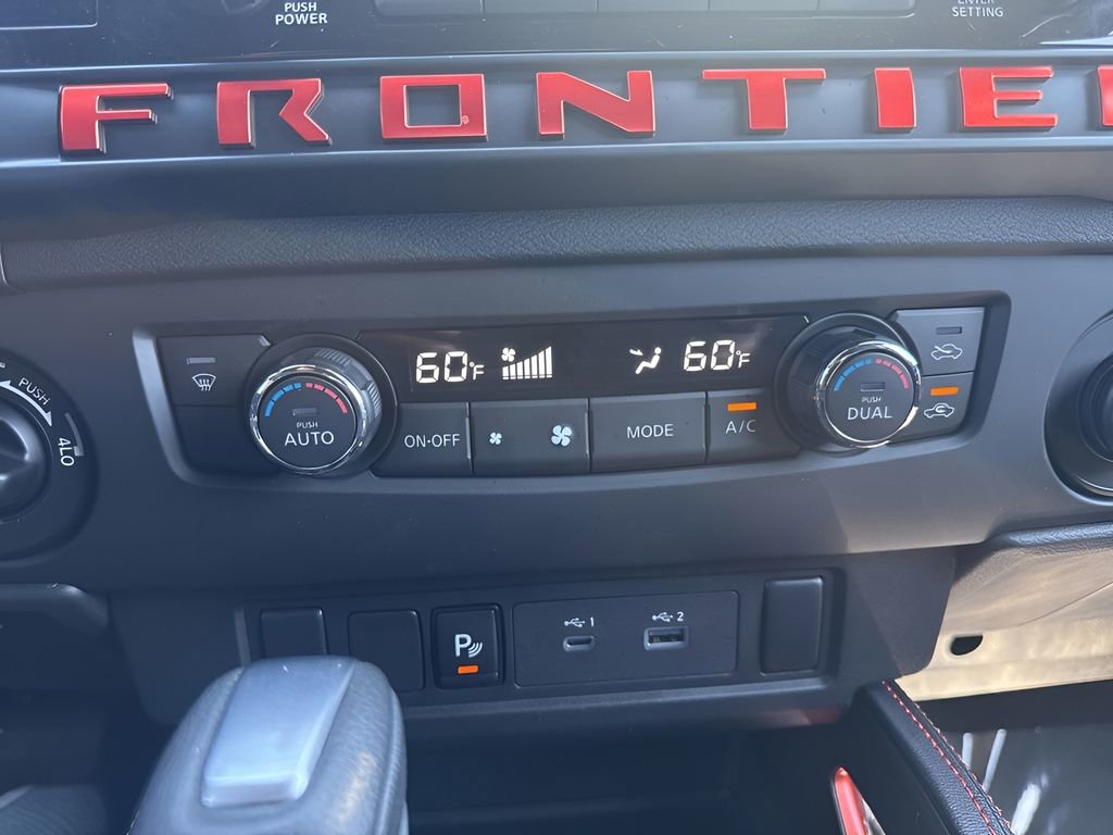 Used 2025 Nissan Frontier PRO-4X AWD/4WD image 18
