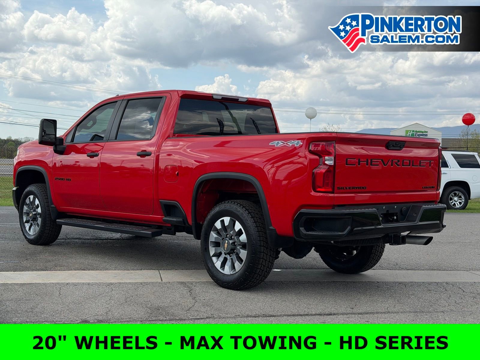 Used 2021 Chevrolet Silverado 2500 Custom w/ Custom Value Package image 3