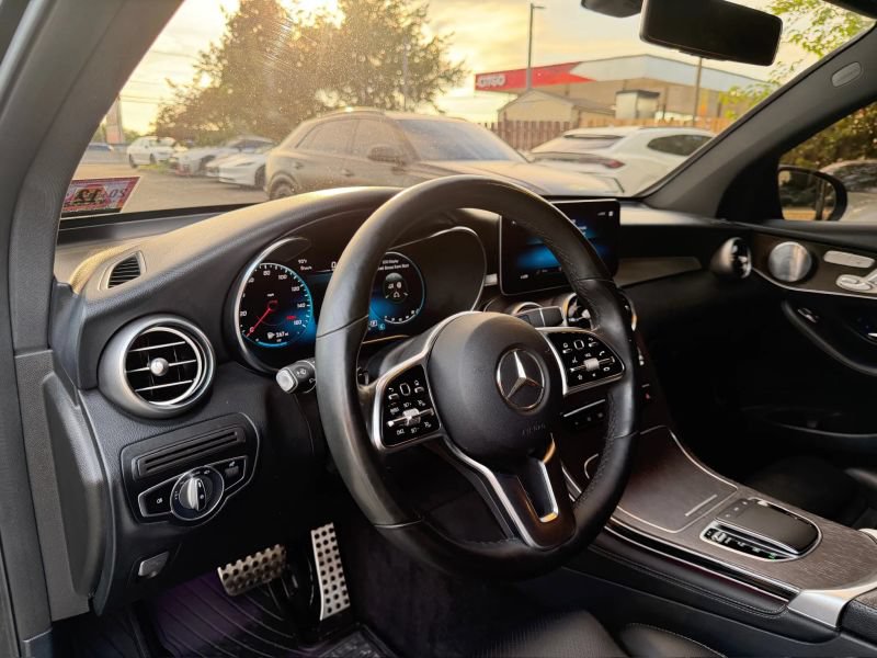 Used 2020 Mercedes-Benz GLC 300 4MATIC Coupe image 14