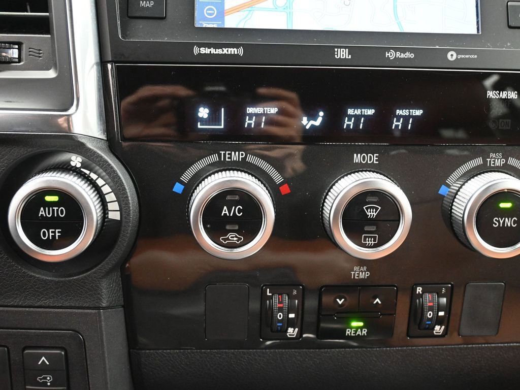 Certified 2021 Toyota Sequoia Platinum AWD/4WD image 28